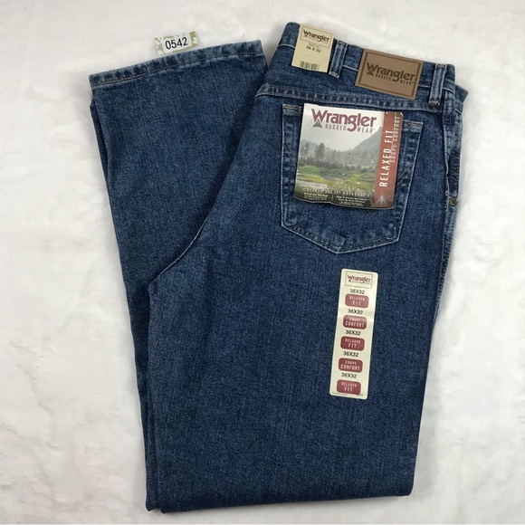 Wrangler NWT Rugged Wear Relaxed Fit  36 X 32 - Picture 1 of 8